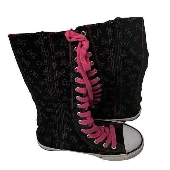 Jojo Siwa Sneakers - Picture 9 of 12